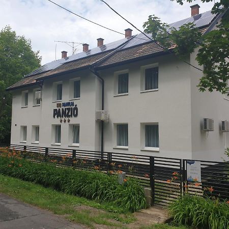Kid Familia Panzio Balatonszarszo Bed and Breakfast Eksteriør billede